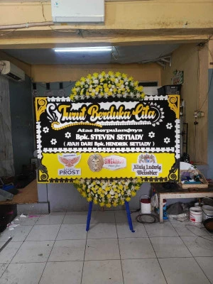 Papan Bunga di Pancoran Mas